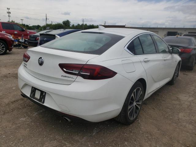 Photo 3 VIN: W04GP6SXXJ1139808 - BUICK REGAL ESSE 