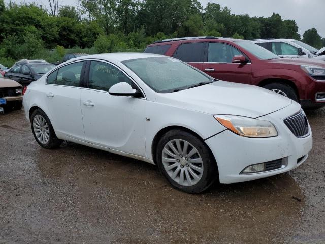 Photo 3 VIN: W04GR5EC7B1050230 - BUICK REGAL CXL 