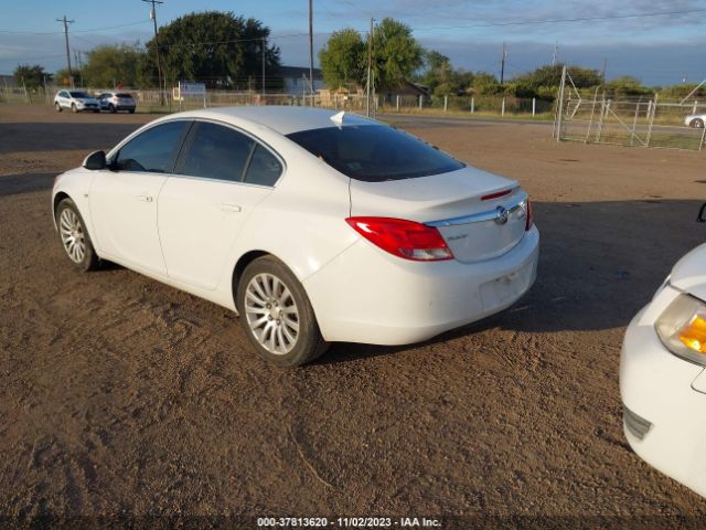 Photo 2 VIN: W04GR5ECXB1001250 - BUICK REGAL 