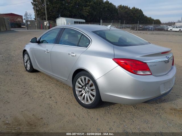 Photo 2 VIN: W04GS5EC2B1026728 - BUICK REGAL 