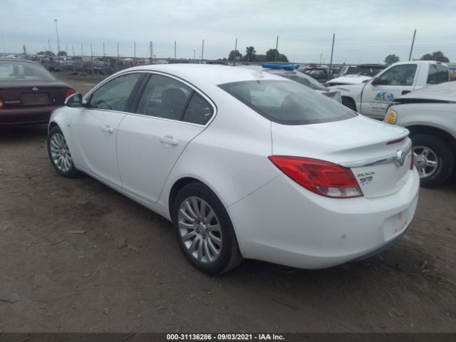 Photo 2 VIN: W04GS5EC4B1009879 - BUICK REGAL 