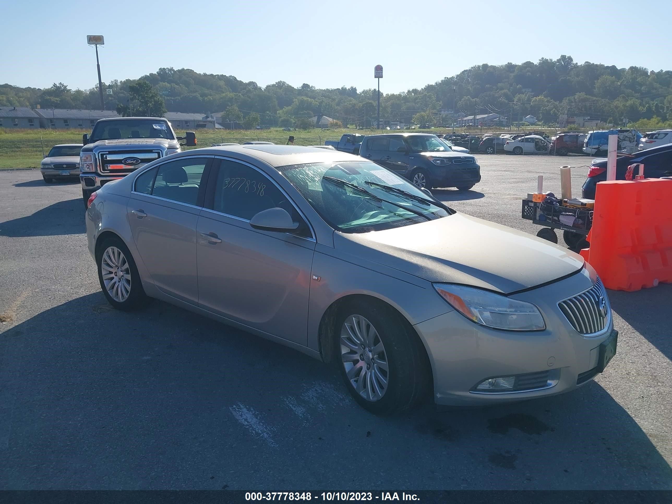 Photo 0 VIN: W04GS5EC4B1020607 - BUICK REGAL 