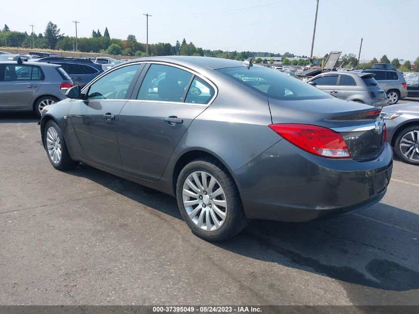 Photo 2 VIN: W04GS5EC4B1111327 - BUICK REGAL 