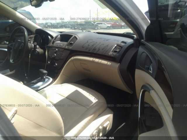 Photo 4 VIN: W04GT5GC7B1004363 - BUICK REGAL 