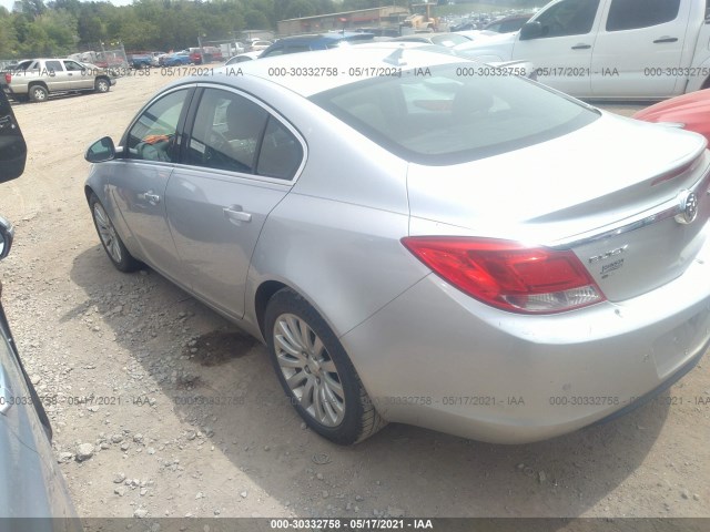 Photo 2 VIN: W04GT5GC9B1005904 - BUICK REGAL 