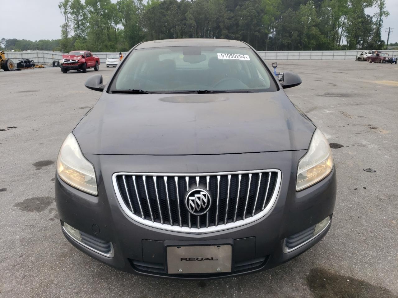 Photo 4 VIN: W04GT5GC9B1024078 - BUICK REGAL 