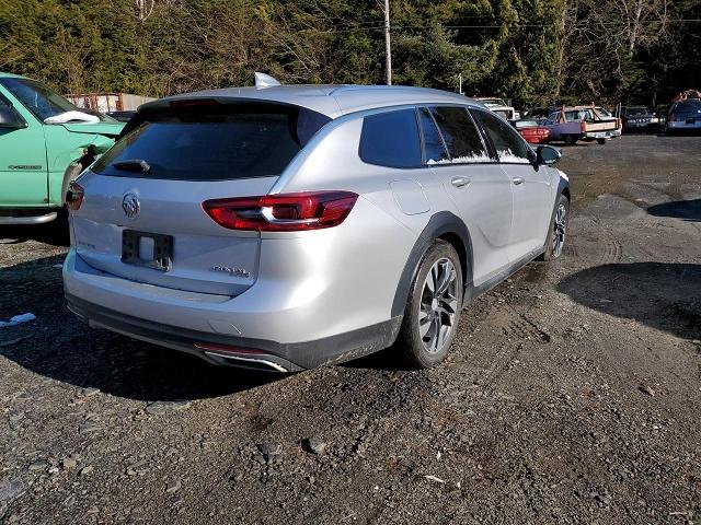 Photo 3 VIN: W04GT8SXXJ1138035 - BUICK REGAL 