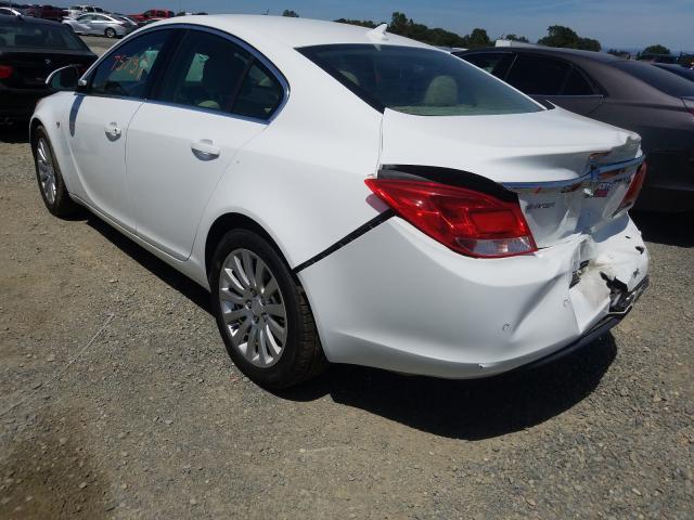 Photo 2 VIN: W04GU5GC5B1008375 - BUICK REGAL CUST 