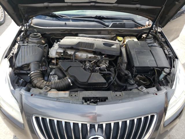 Photo 6 VIN: W04GU5GC6B1008580 - BUICK REGAL CXL 