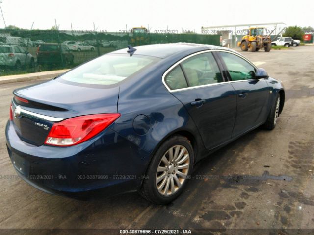 Photo 3 VIN: W04GU5GC9B1010582 - BUICK REGAL 