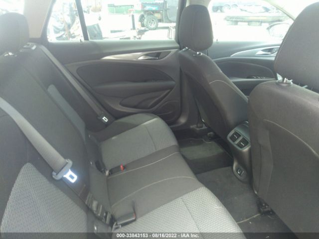 Photo 7 VIN: W04GU8SX0J1083611 - BUICK REGAL TOURX 