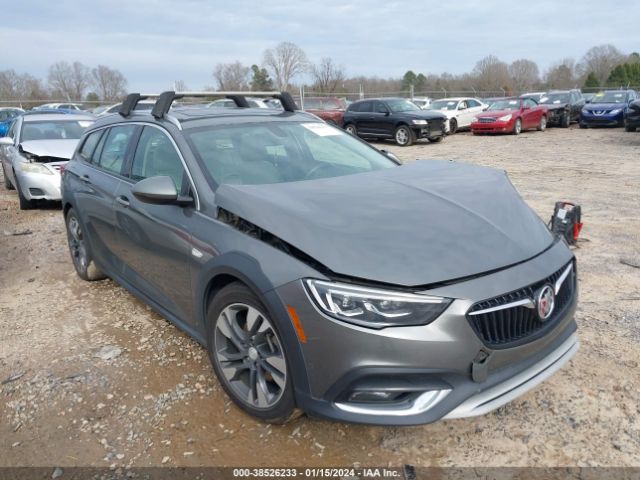 Photo 0 VIN: W04GU8SX1J1140382 - BUICK REGAL TOURX 