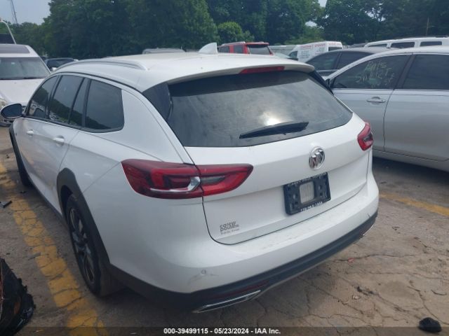 Photo 2 VIN: W04GU8SX3J1174355 - BUICK REGAL TOURX 