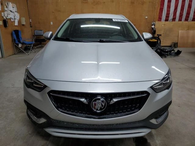 Photo 4 VIN: W04GU8SX9J1158306 - BUICK REGAL TOUR 