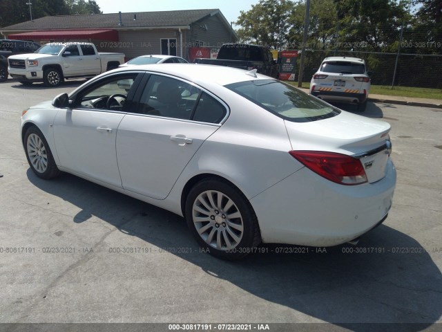 Photo 2 VIN: W04GV5EV0B1052253 - BUICK REGAL 