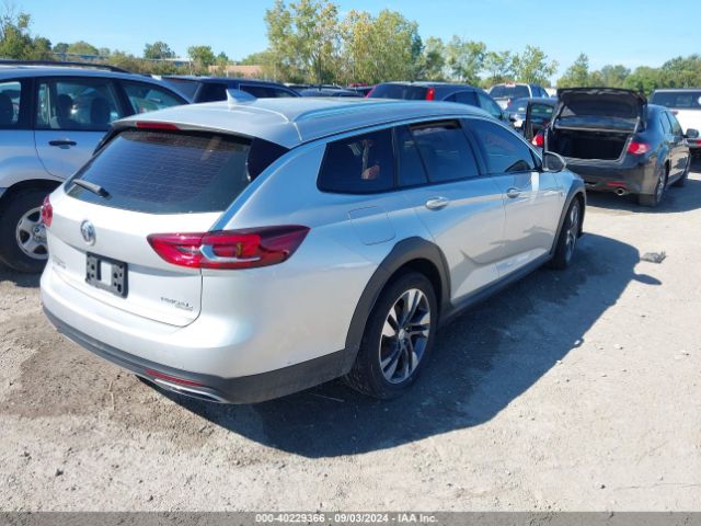 Photo 3 VIN: W04GV8SX1K1034321 - BUICK REGAL TOURX 