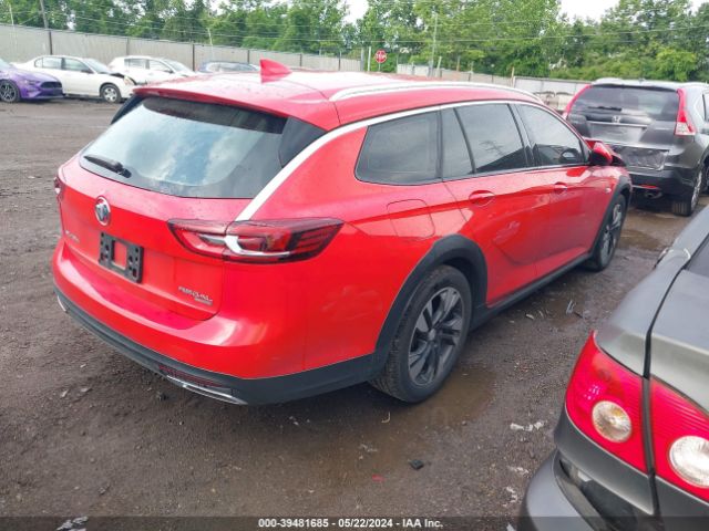 Photo 3 VIN: W04GV8SX2J1104570 - BUICK REGAL TOURX 