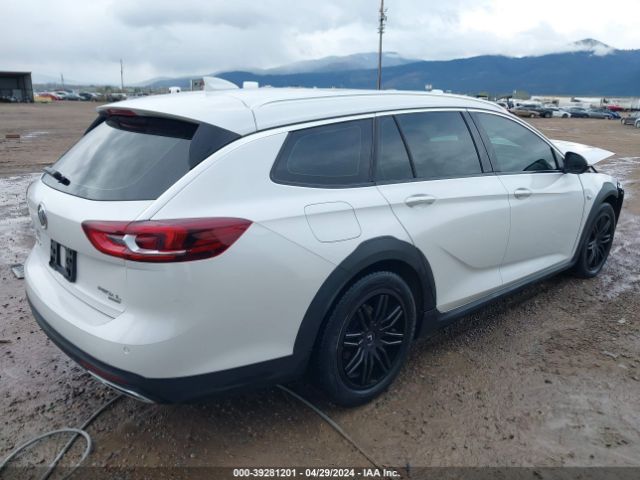 Photo 3 VIN: W04GV8SX4J1134511 - BUICK REGAL TOURX 