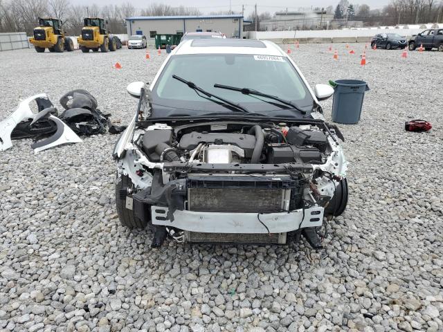 Photo 4 VIN: W04GV8SX4K1014404 - BUICK REGAL 