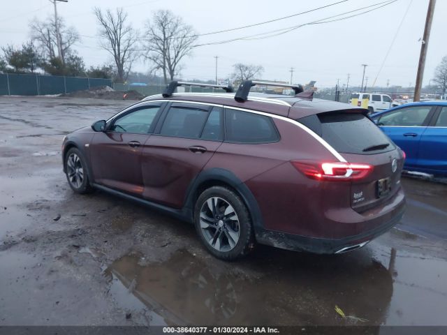 Photo 2 VIN: W04GV8SX6J1107567 - BUICK REGAL TOURX 