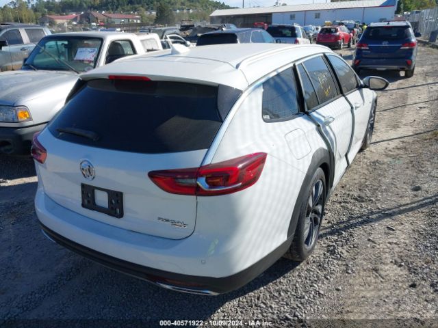 Photo 3 VIN: W04GV8SX6K1015800 - BUICK REGAL TOURX 