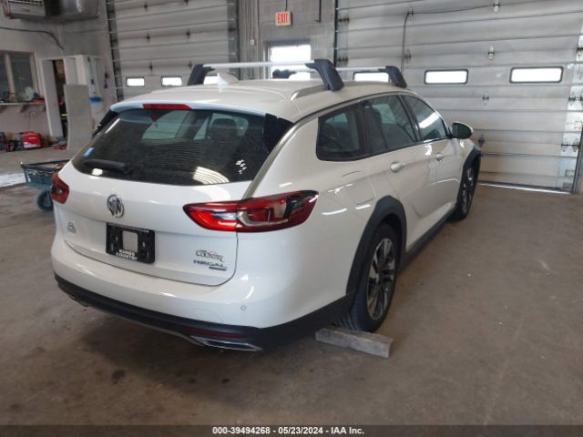 Photo 3 VIN: W04GV8SX8K1015233 - BUICK REGAL TOURX 