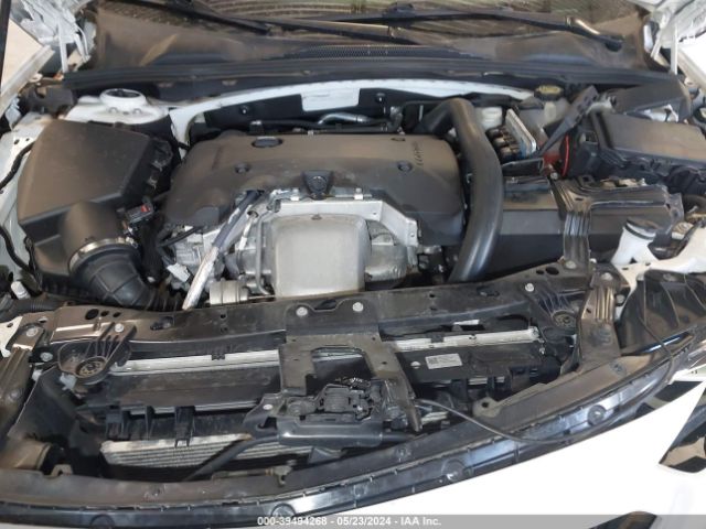 Photo 9 VIN: W04GV8SX8K1015233 - BUICK REGAL TOURX 