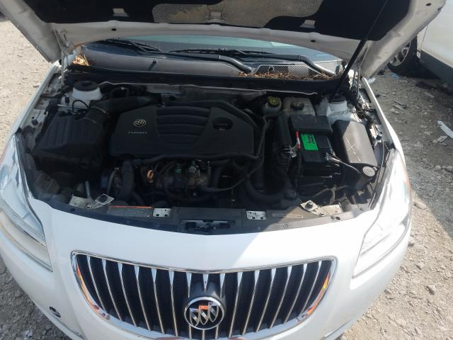 Photo 6 VIN: W04GW5EV2B1053918 - BUICK REGAL CXL 