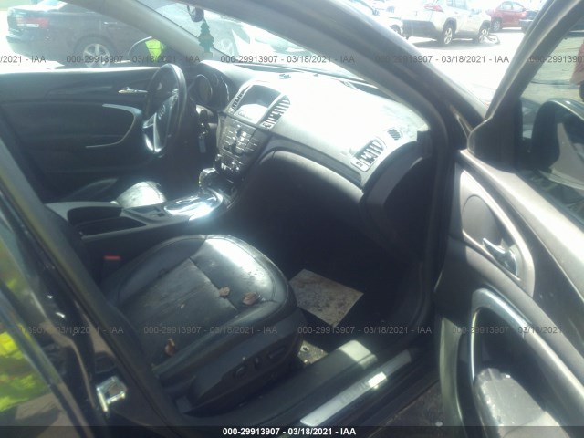 Photo 4 VIN: W04GW5EVXB1054573 - BUICK REGAL 