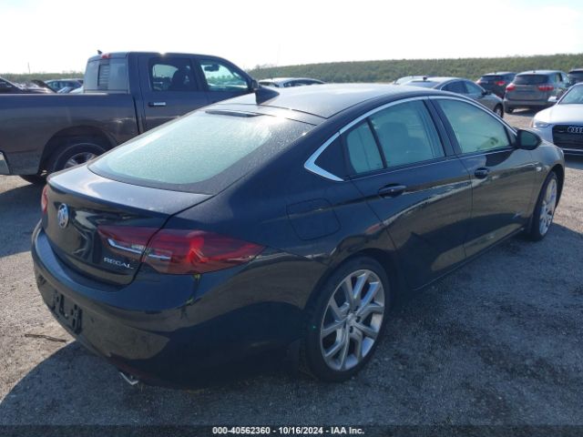 Photo 3 VIN: W04GW6SX0K1074889 - BUICK REGAL 