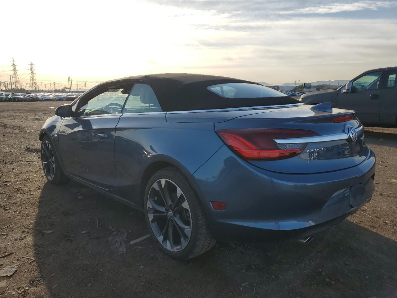 Photo 1 VIN: W04WH3N54HG007331 - BUICK CASCADA 