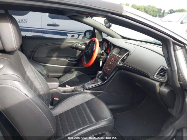 Photo 4 VIN: W04WH3N58HG017067 - BUICK CASCADA 