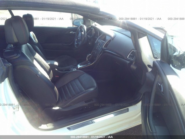 Photo 4 VIN: W04WJ3N50KG364663 - BUICK CASCADA 