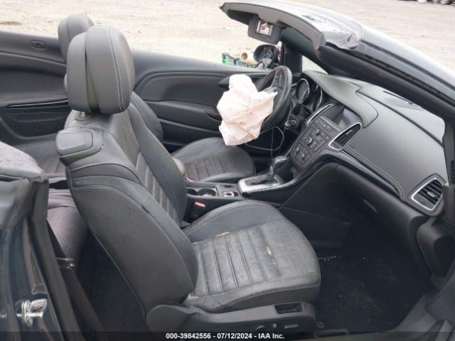 Photo 4 VIN: W04WT3N50GG032935 - BUICK CASCADA 