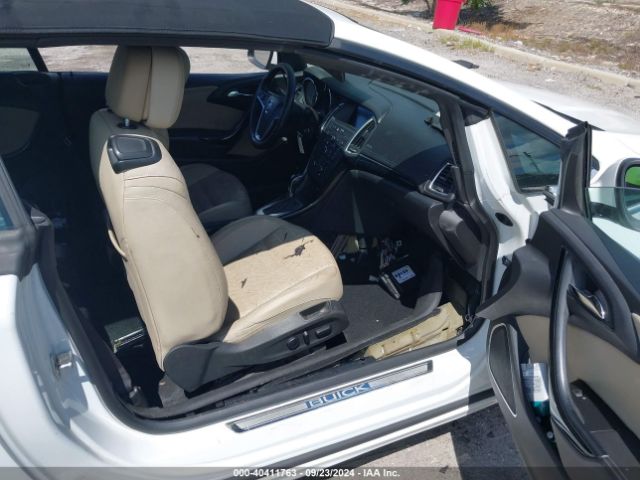 Photo 4 VIN: W04WT3N50GG061917 - BUICK CASCADA 