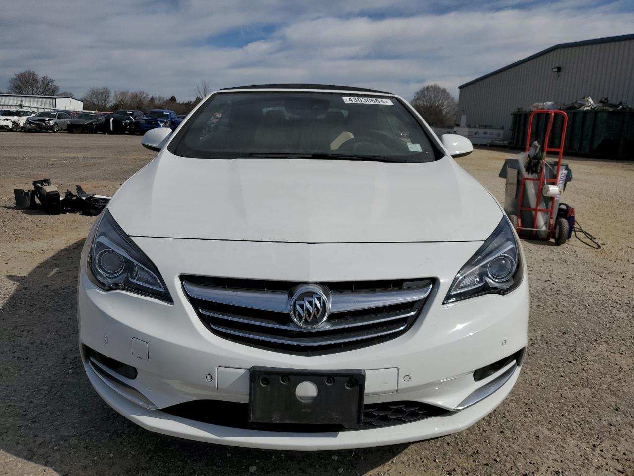 Photo 4 VIN: W04WT3N50GG156896 - BUICK CASCADA 