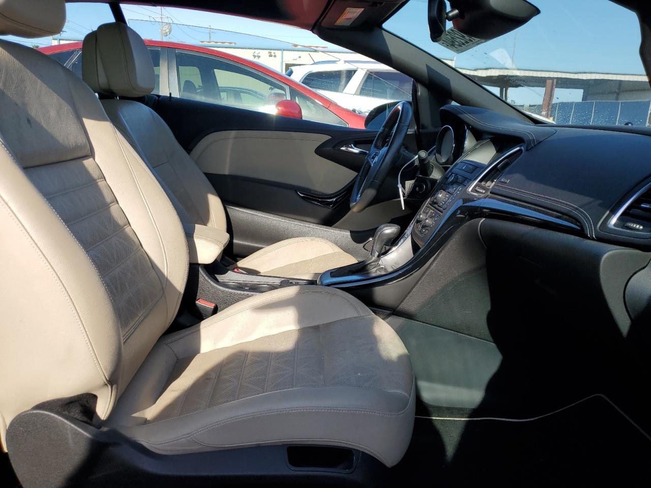 Photo 6 VIN: W04WT3N52GG143356 - BUICK CASCADA 