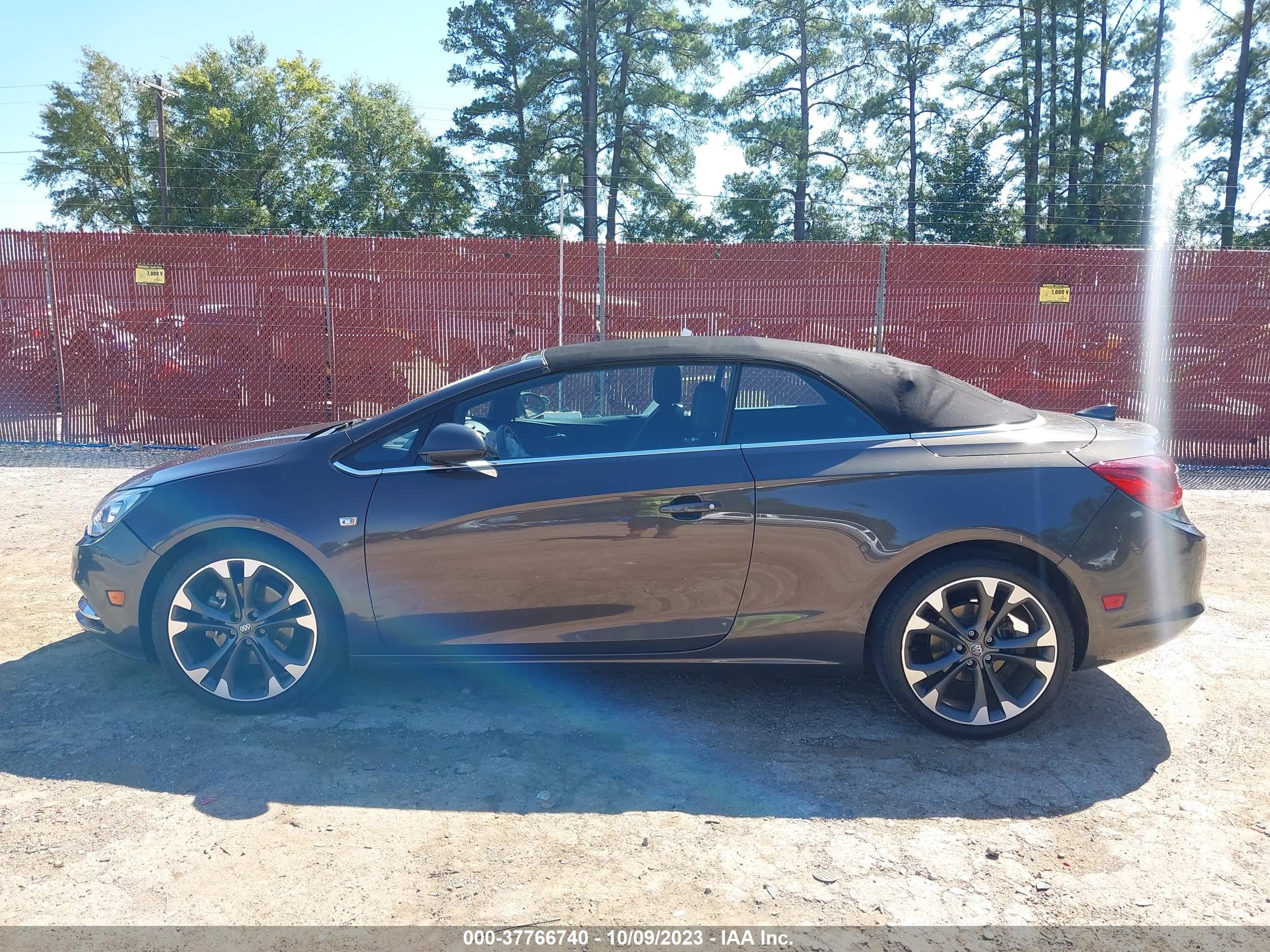 Photo 14 VIN: W04WT3N56GG100266 - BUICK CASCADA 