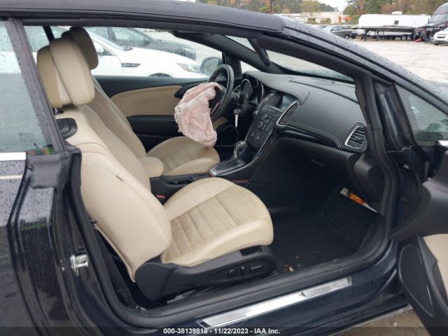 Photo 4 VIN: W04WT3N56GG145059 - BUICK CASCADA 