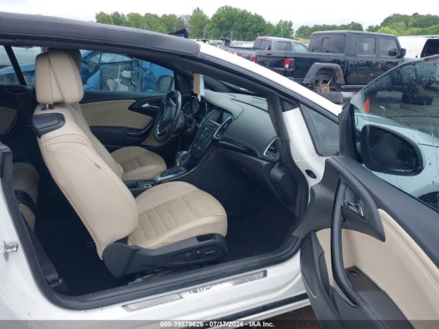 Photo 4 VIN: W04WT3N58GG137111 - BUICK CASCADA 