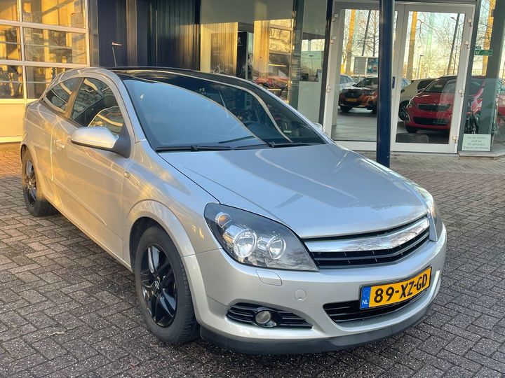 Photo 4 VIN: W0L0AHL0875203122 - OPEL ASTRA GTC 