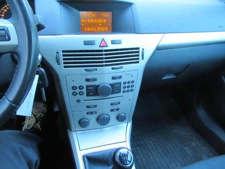 Photo 11 VIN: W0L0AHL3582186110 - OPEL ASTRA ESTATE 