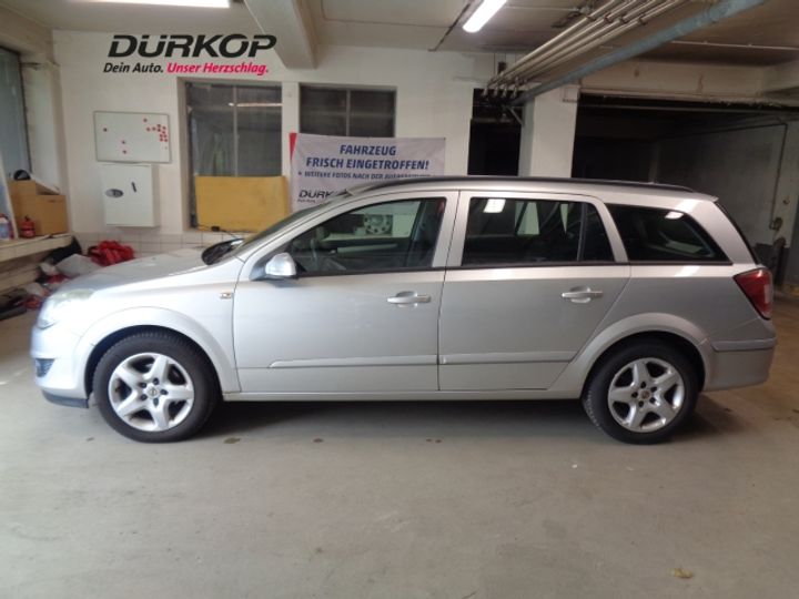 Photo 1 VIN: W0L0AHL3582203644 - OPEL ASTRA 