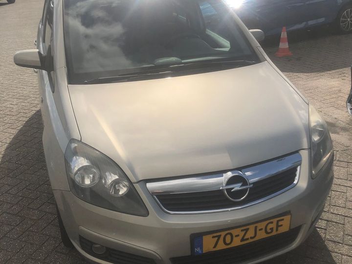 Photo 4 VIN: W0L0AHM758G052925 - OPEL ZAFIRA 