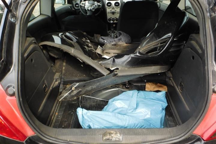 Photo 32 VIN: W0L0SDL0876131251 - OPEL CORSA HATCHBACK 