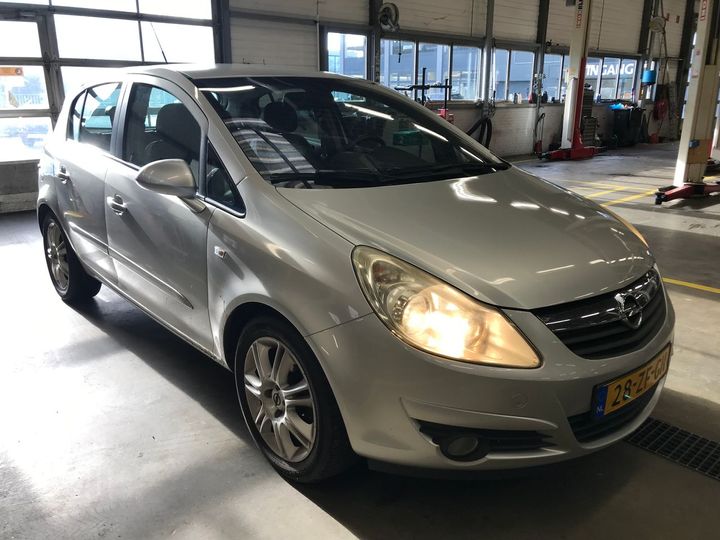 Photo 4 VIN: W0L0SDL6884107611 - OPEL CORSA 