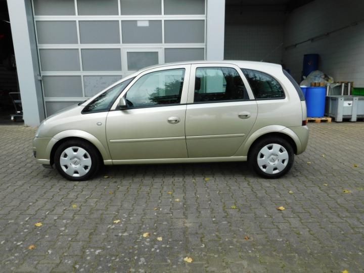 Photo 3 VIN: W0L0XCE7584104232 - OPEL MERIVA MPV 