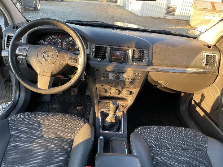 Photo 8 VIN: W0L0ZCF6961027846 - OPEL VECTRA SALOON 