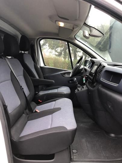 Photo 7 VIN: W0L4F7002GV620885 - OPEL VIVARO VAN WITH WINDOWS 