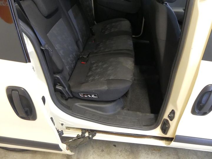 Photo 24 VIN: W0L6AYD1BD9541309 - OPEL COMBO TOUR 